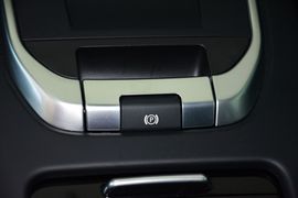 2016款奇瑞路虎发现神行2.0T