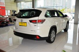 2015款丰田汉兰达3.5L四驱