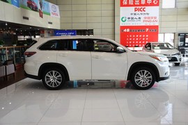 2015款丰田汉兰达3.5L四驱