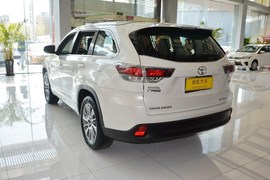 2015款丰田汉兰达3.5L四驱