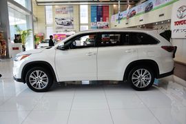 2015款丰田汉兰达3.5L四驱