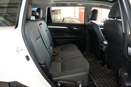 2015款丰田汉兰达3.5L四驱