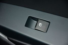 2015款丰田汉兰达3.5L四驱