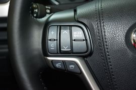 2015款丰田汉兰达3.5L四驱