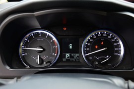 2015款丰田汉兰达3.5L四驱