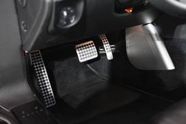 阿斯顿马丁DBS敞篷版车展实拍