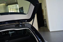 2016款奔驰C180旅行轿车