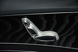 2016款奔驰C180旅行轿车