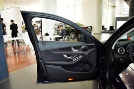 2016款奔驰C180旅行轿车