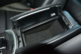 2016款奔驰C180旅行轿车