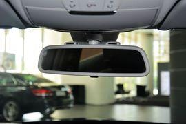 2016款奔驰C180旅行轿车