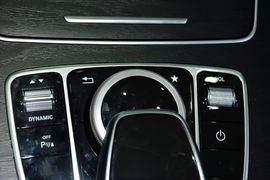 2016款奔驰C180旅行轿车