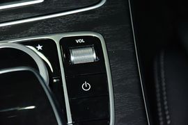 2016款奔驰C180旅行轿车