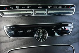 2016款奔驰C180旅行轿车