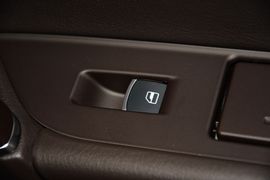 2016款大众途锐3.0TSI舒适型