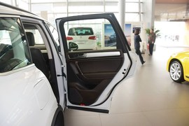 2016款大众途锐3.0TSI舒适型