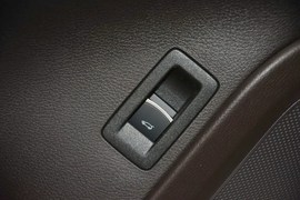 2016款大众途锐3.0TSI舒适型