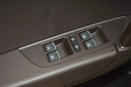 2016款大众途锐3.0TSI舒适型