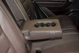 2016款大众途锐3.0TSI舒适型