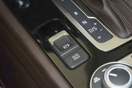 2016款大众途锐3.0TSI舒适型