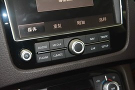 2016款大众途锐3.0TSI舒适型