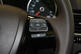 2016款大众途锐3.0TSI舒适型