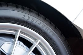 2016款奔驰SL400时尚型