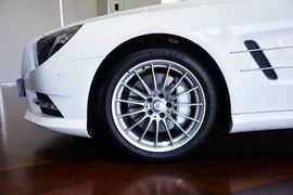 2016款奔驰SL400时尚型
