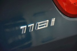 2016款宝马118i都市设计套装