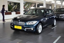 2016款宝马118i都市设计套装