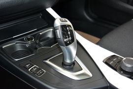 2016款宝马118i都市设计套装