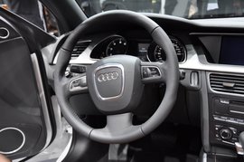 奥迪A5敞篷版车展实拍