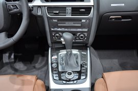 奥迪A5敞篷版车展实拍