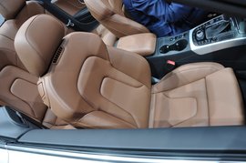 奥迪A5敞篷版车展实拍