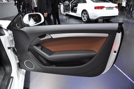 奥迪A5敞篷版车展实拍