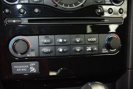 2015款英菲尼迪QX70