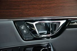 2016款捷豹XJL