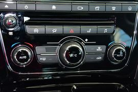2016款捷豹XJL