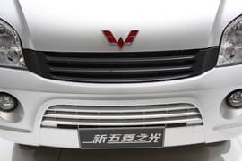 新五菱之光车展实拍