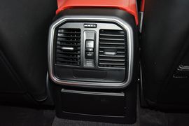 2016款保时捷Macan