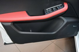 2016款保时捷Macan