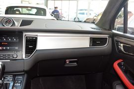 2016款保时捷Macan