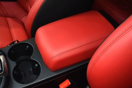 2016款保时捷Macan