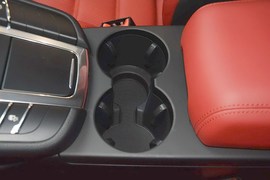 2016款保时捷Macan