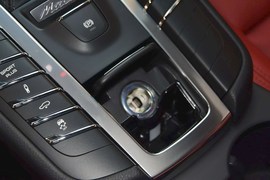 2016款保时捷Macan