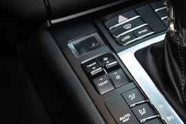 2016款保时捷Macan