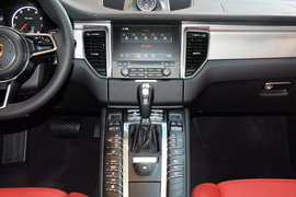 2016款保时捷Macan