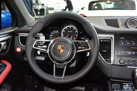 2016款保时捷Macan