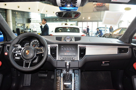 2016款保时捷Macan