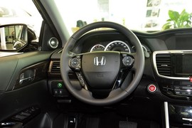 2016款本田雅阁2.4L
